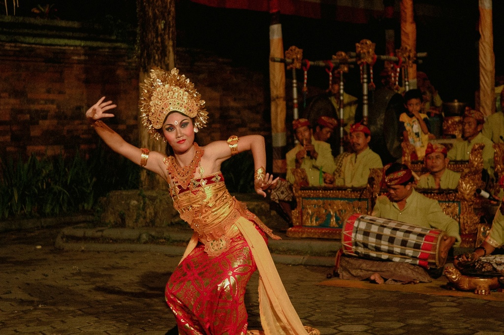 Workshop: Indonesische Dans – Elegantie in Beweging